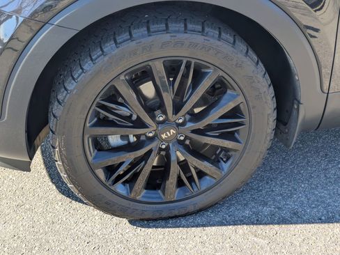 Used 2020 Kia Telluride SX image 11