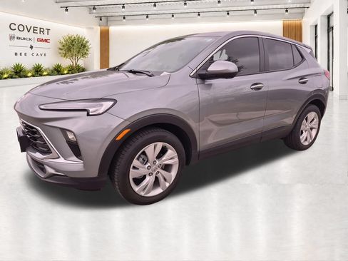 Certified 2026 Buick Encore GX Preferred w/ Advanced Technology Package FWD image 4