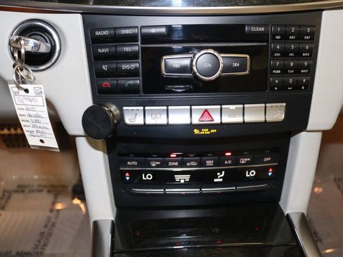 Used 2015 Mercedes-Benz E 350 Sedan image 35