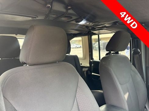 Used 2017 Jeep Wrangler Unlimited Sport w/ Quick Order Package 24S image 27