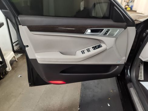 Used 2019 Genesis G80 3.8 w/ Sport Package 02 image 13