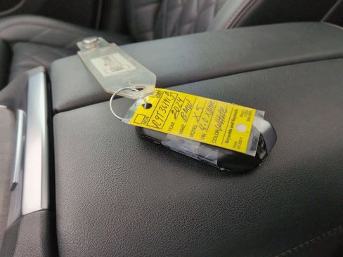 Used 2024 BMW X5 xDrive40i w/ Premium Package image 37