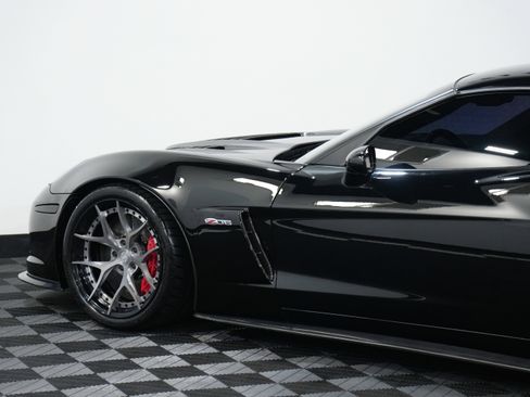 Used 2007 Chevrolet Corvette Z06 w/ Preferred Equipment Group image 19