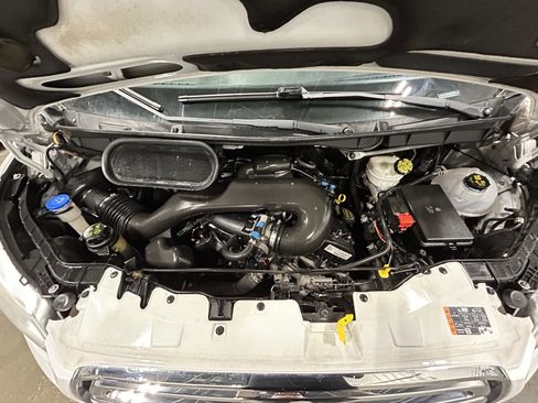 Used 2016 Ford Transit 150 XLT image 8