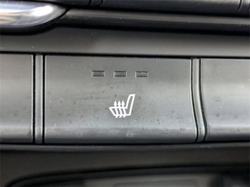 Used 2019 Hyundai Santa Fe Limited image 23