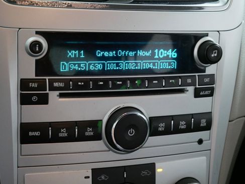 Used 2011 Chevrolet Malibu LS FWD image 22
