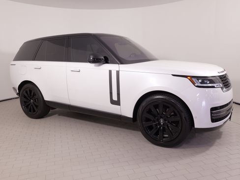 Used 2023 Land Rover Range Rover SE AWD/4WD image 10