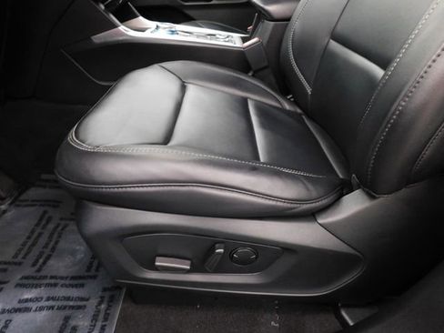 Used 2023 Ford Explorer XLT w/ Equipment Group 202A image 23