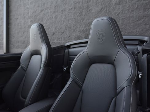 Certified 2025 Porsche 911 Carrera GTS image 5