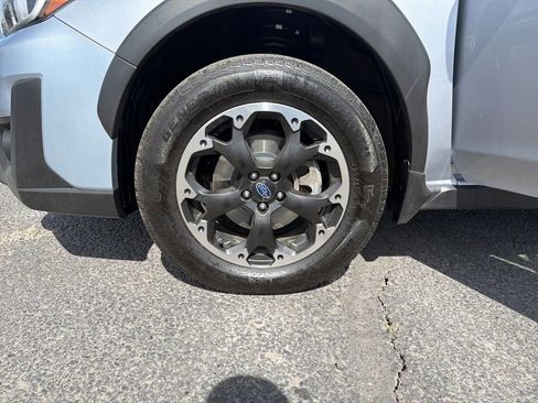 Used 2021 Subaru Crosstrek 2.0i Premium w/ Moonroof Package image 28