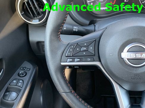 Used 2023 Nissan Kicks SR w/ SR Premium Package image 12