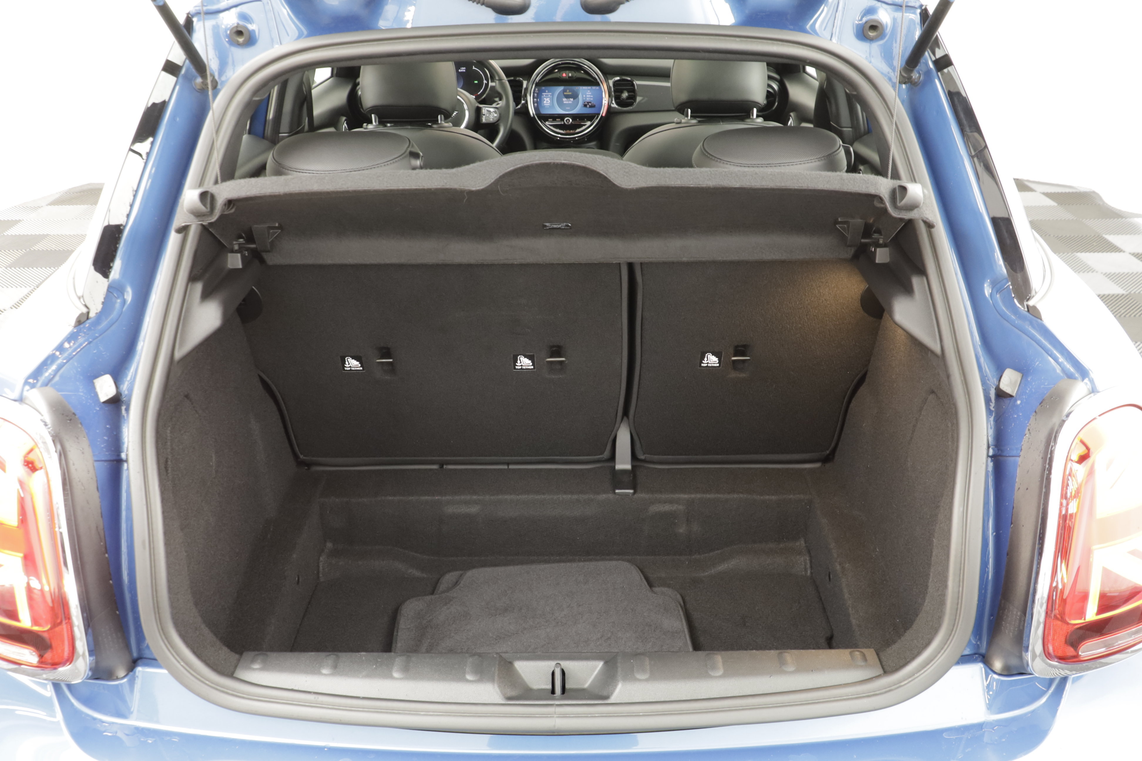 Used 2022 MINI Cooper 4-Door Hardtop FWD image 18