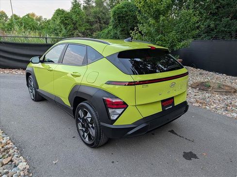 Certified 2024 Hyundai Kona SEL FWD image 3