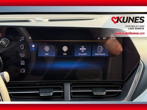 Used 2025 Chevrolet Trax LT FWD image 33