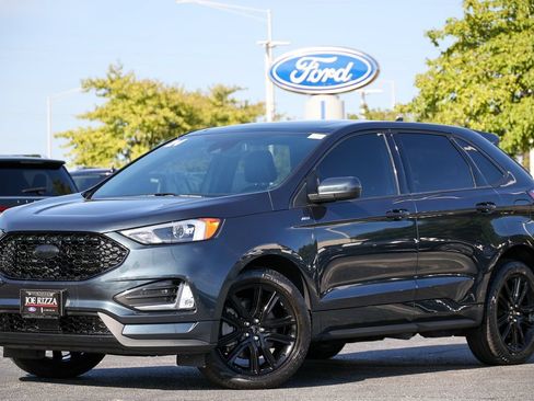 Used 2024 Ford Edge ST-Line w/ Class II Trailer Tow Package AWD/4WD image 2