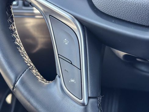 Certified 2024 Cadillac XT5 Luxury FWD image 22