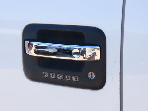 Used 2013 Ford F150 XLT w/ Luxury Equipment Group image 19