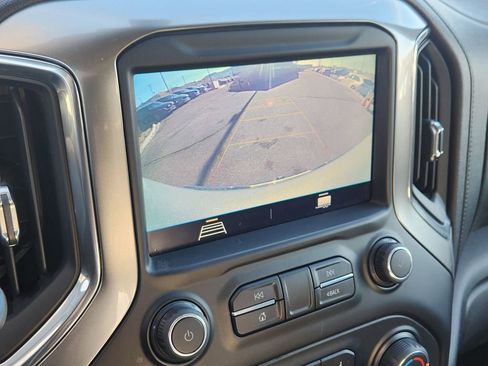 Used 2020 Chevrolet Silverado 1500 LT w/ Trailering Package image 8