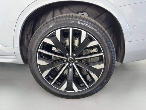 New 2026 Volvo XC90 B6 Plus w/ Protection Package AWD/4WD image 34