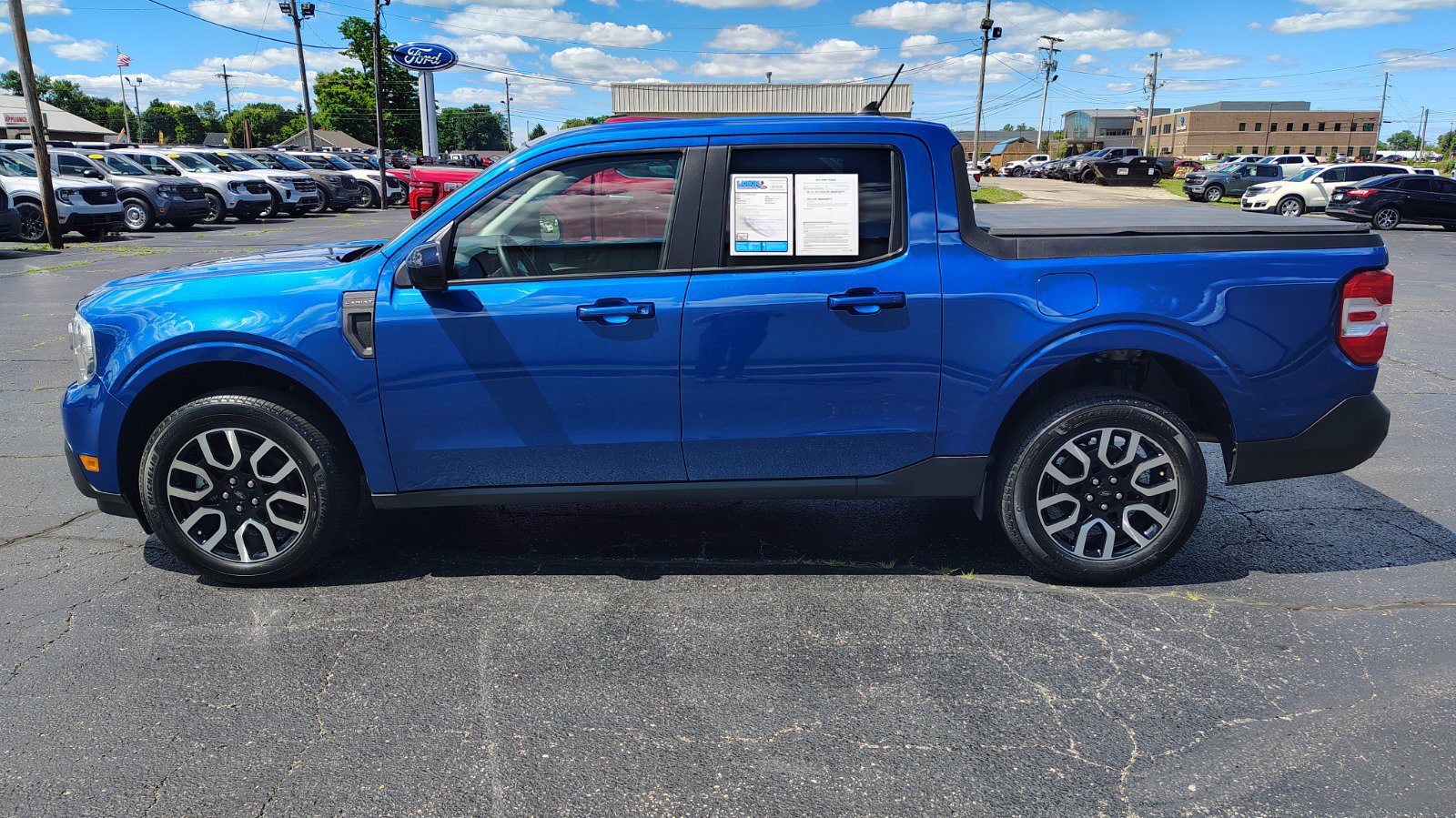 Used 2024 Ford Maverick Lariat FWD image 8