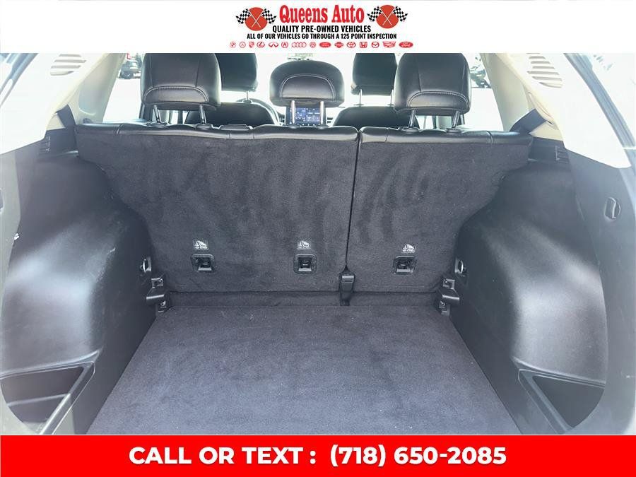 Used 2022 Jeep Compass Limited AWD/4WD image 13