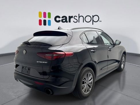 Used 2023 Alfa Romeo Stelvio Sprint AWD/4WD image 5