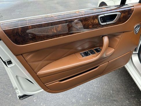 Used 2012 Bentley Flying Spur Flying Spur image 15