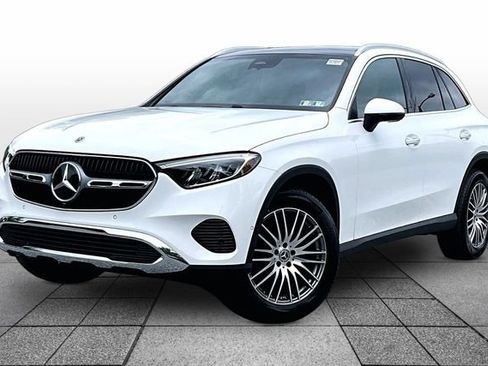 Used 2026 Mercedes-Benz GLC 300 4MATIC image 4