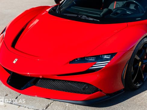 Used 2023 Ferrari SF90 Stradale image 6