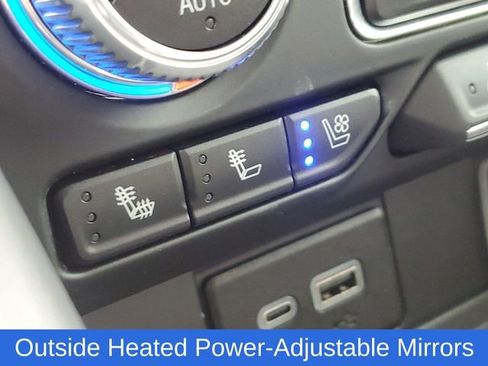 Used 2023 GMC Yukon AT4 image 35