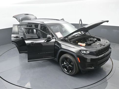 Used 2021 Jeep Grand Cherokee L Laredo image 72