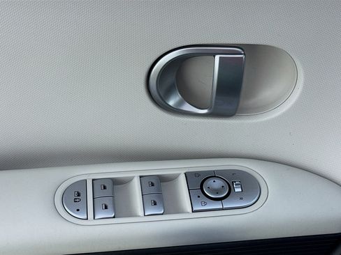 Used 2024 Hyundai Ioniq 5 SEL image 20