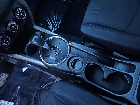 Used 2014 Mitsubishi Outlander Sport ES image 21