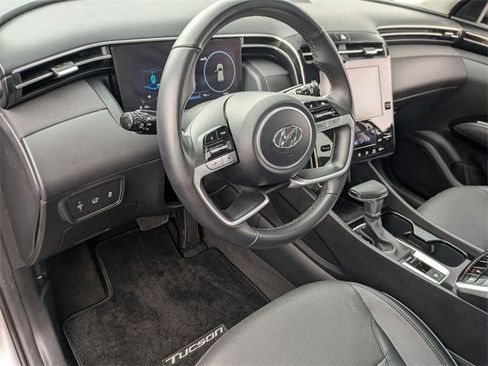 Certified 2022 Hyundai Tucson SEL w/ Convenience + Premium Package image 16