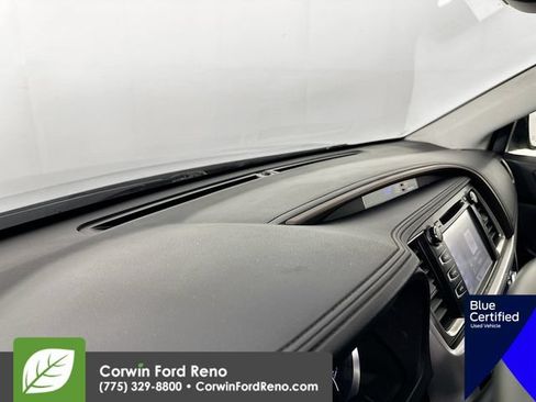 Used 2019 Toyota Highlander XLE AWD/4WD image 11