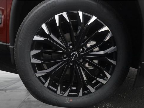 New 2026 Nissan Rogue SV AWD/4WD image 3