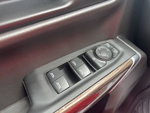 Used 2022 Chevrolet Silverado 1500 LT Trail Boss w/ Safety Package image 9