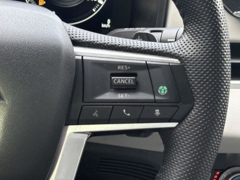 Used 2023 Mitsubishi Outlander SEL image 13