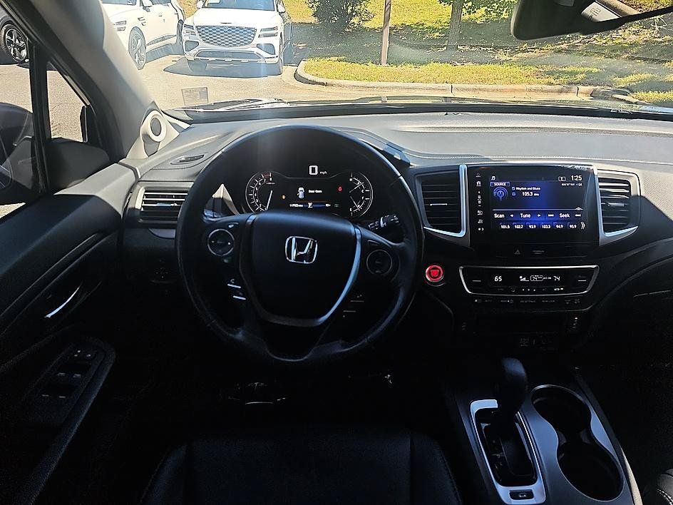 Used 2017 Honda Pilot EX-L image 17