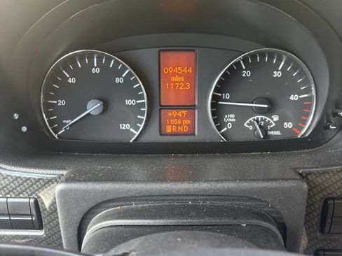 Used 2015 Mercedes-Benz Sprinter 3500 image 39