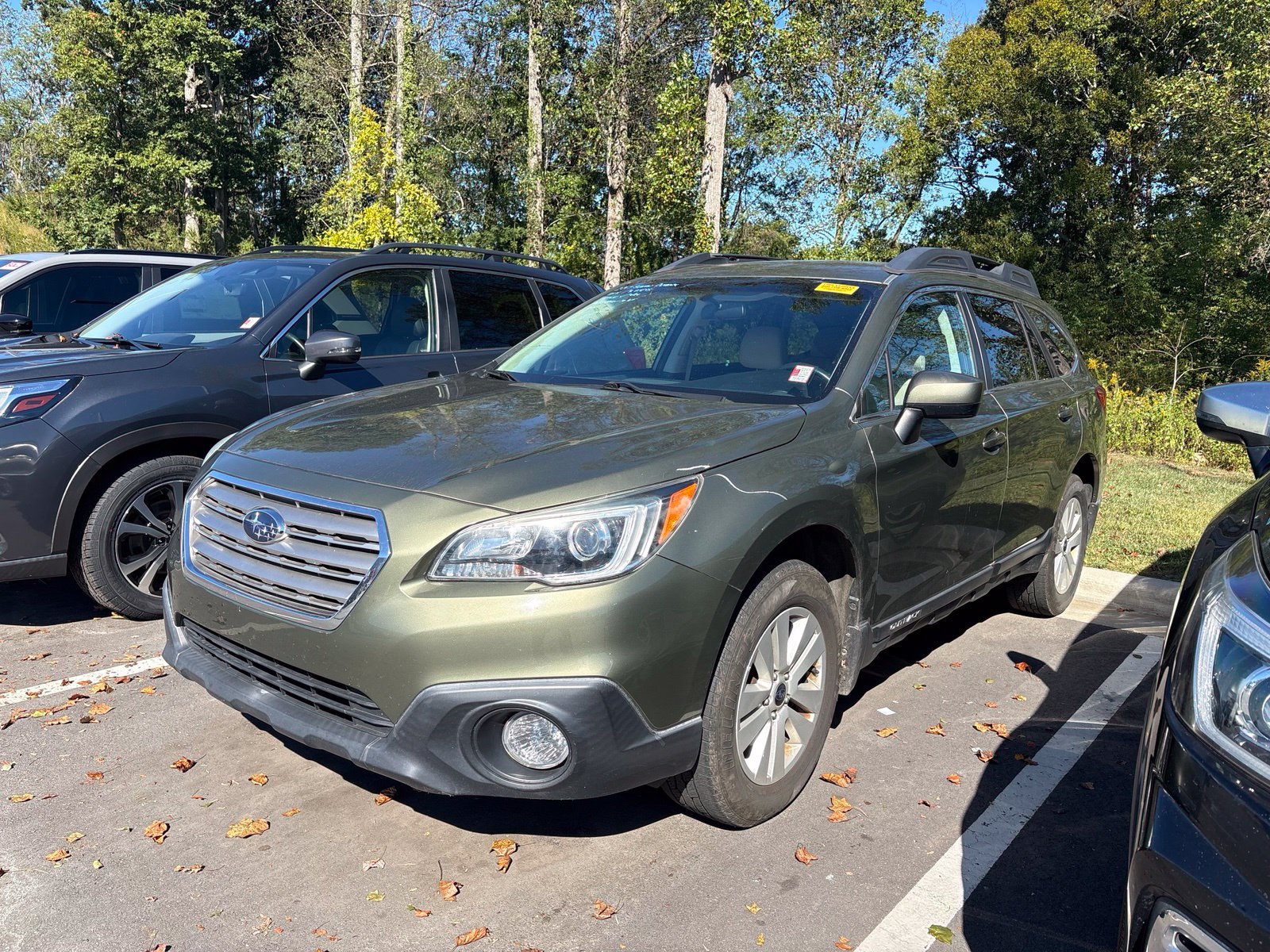 Used 2017 Subaru Outback 2.5i Premium AWD/4WD image 3
