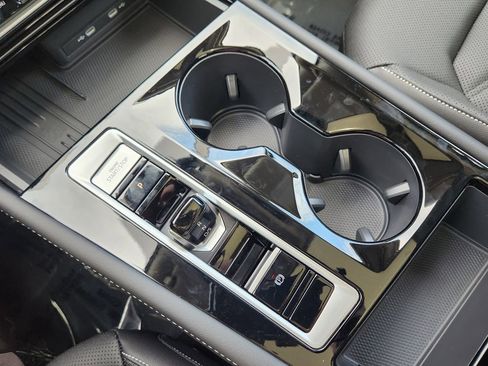 New 2026 Volkswagen Atlas SE AWD/4WD image 11