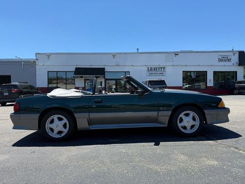 Used 1992 Ford Mustang GT RWD image 15