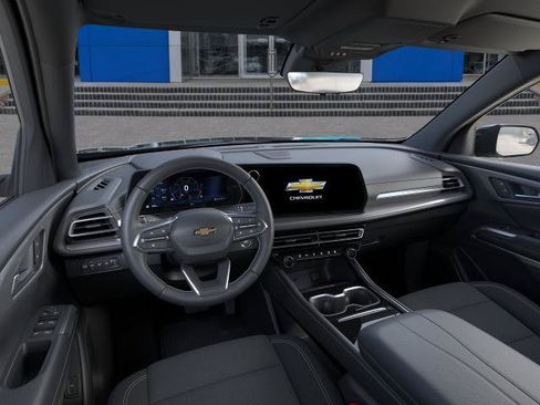New 2027 Chevrolet Traverse LT w/ Sun and Wheel Package AWD/4WD image 39