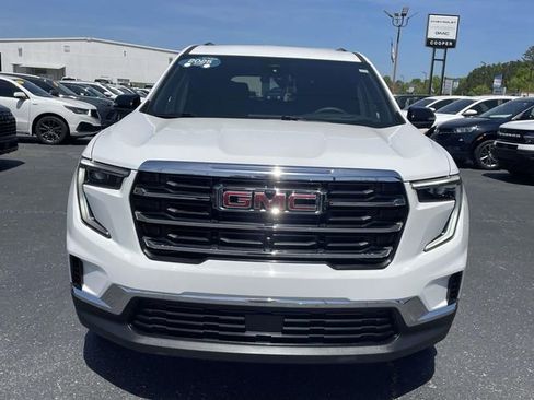 Certified 2025 GMC Acadia Elevation FWD image 7