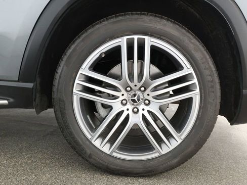 Used 2022 Mercedes-Benz GLS 450 4MATIC image 7