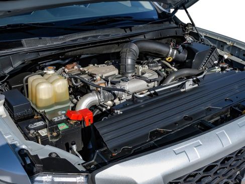 Used 2019 Nissan Titan PRO-4X image 56