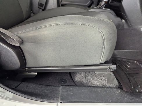 Used 2021 Jeep Gladiator Sport image 35