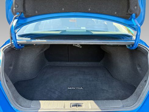 Used 2024 Nissan Sentra SV FWD image 22
