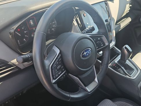 Used 2024 Subaru Outback Premium AWD/4WD image 2